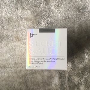 It Cosmetics Secret Sauce Anti-Aging Moisturizer